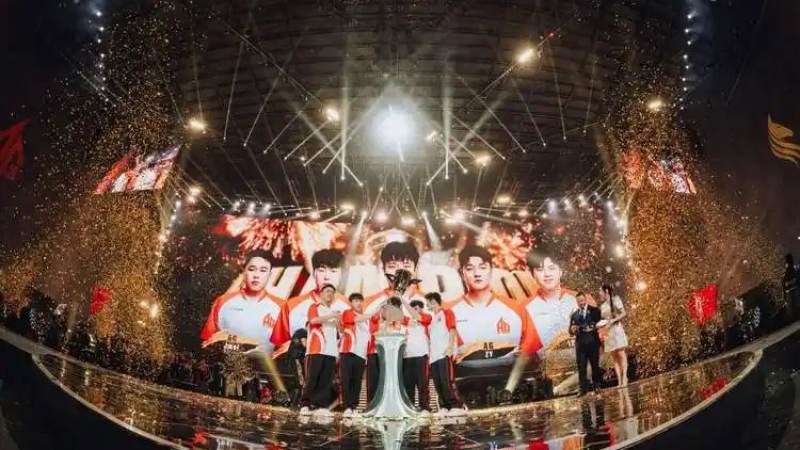 LPL夏季赛积分榜怎么查？排名规则与季后赛晋级形势解读